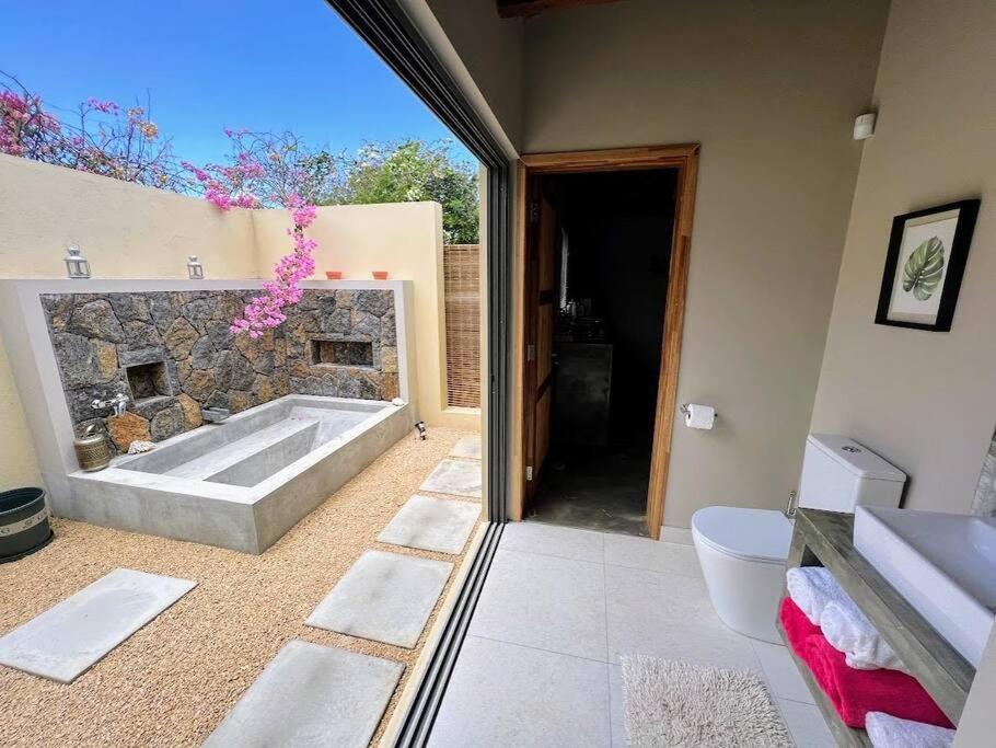 Lakaz Kannell - Vanilla Lodge, Secluded Outside Bath & Shower Infinity Pool Cap Malheureux Esterno foto