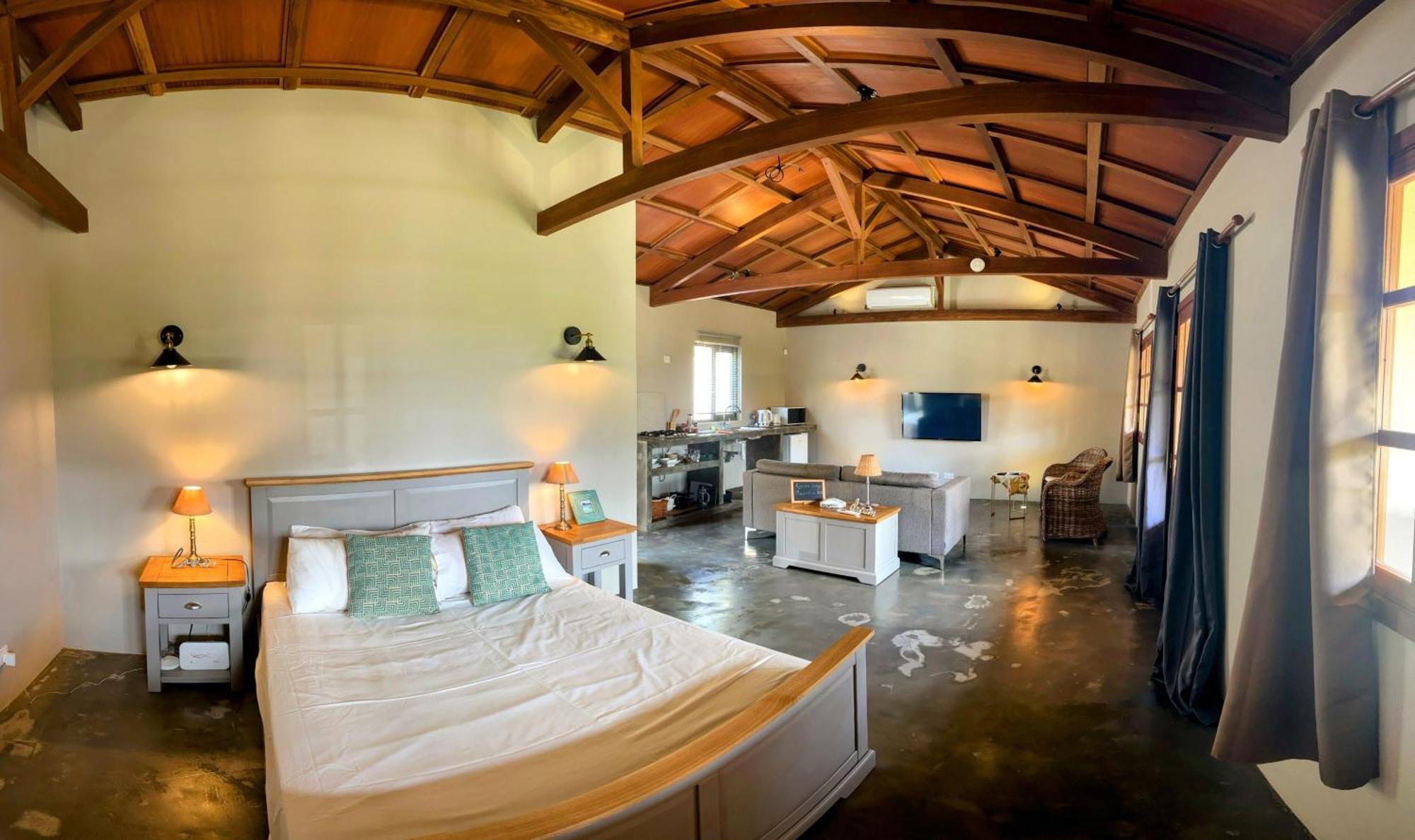 Lakaz Kannell - Vanilla Lodge, Secluded Outside Bath & Shower Infinity Pool Cap Malheureux Esterno foto